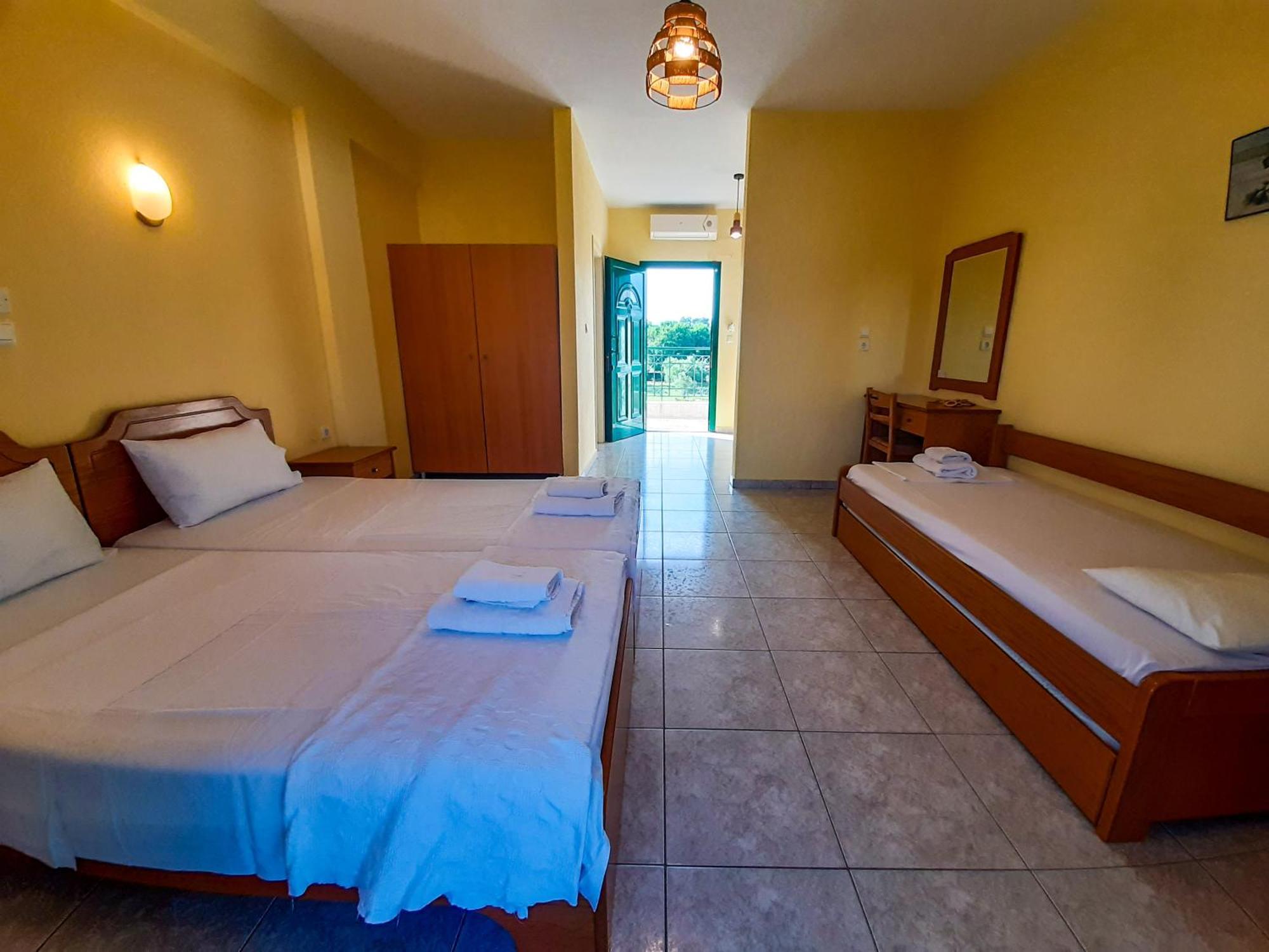 Sapfo Beach Studios Nikiti  Bagian luar foto